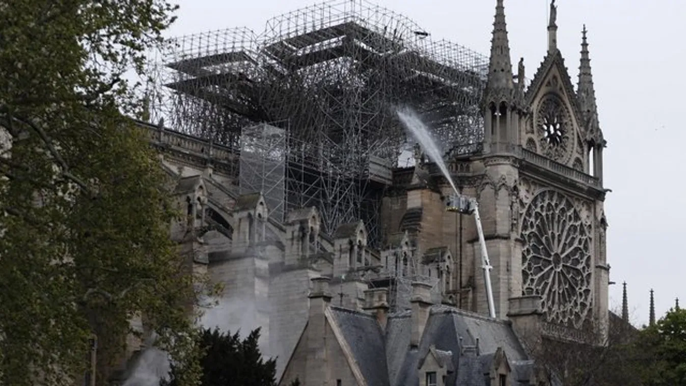 Budapest is hozzájárul a Notre Dame újjáépítéséhez