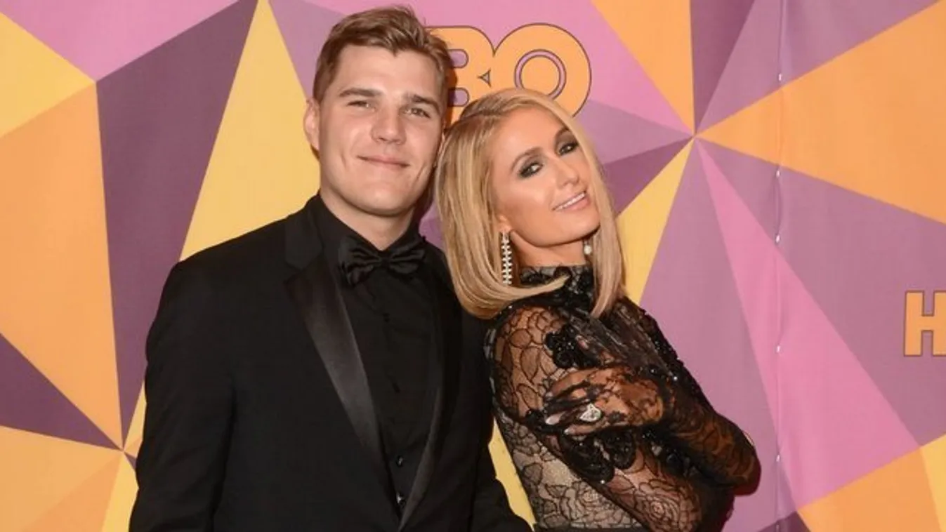 Kínos: kis híján elvesztette félmilliárdos eljegyzési gyűrűjét Paris Hilton