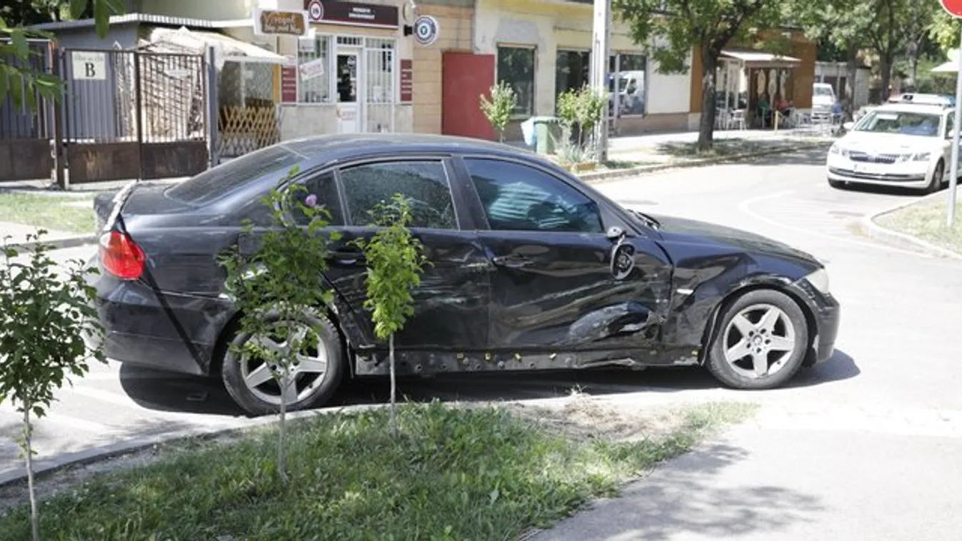 Felháborító: még jogsija sem volt az Üllői úti ámokfutónak, aki az ereit felvágva száguldozott