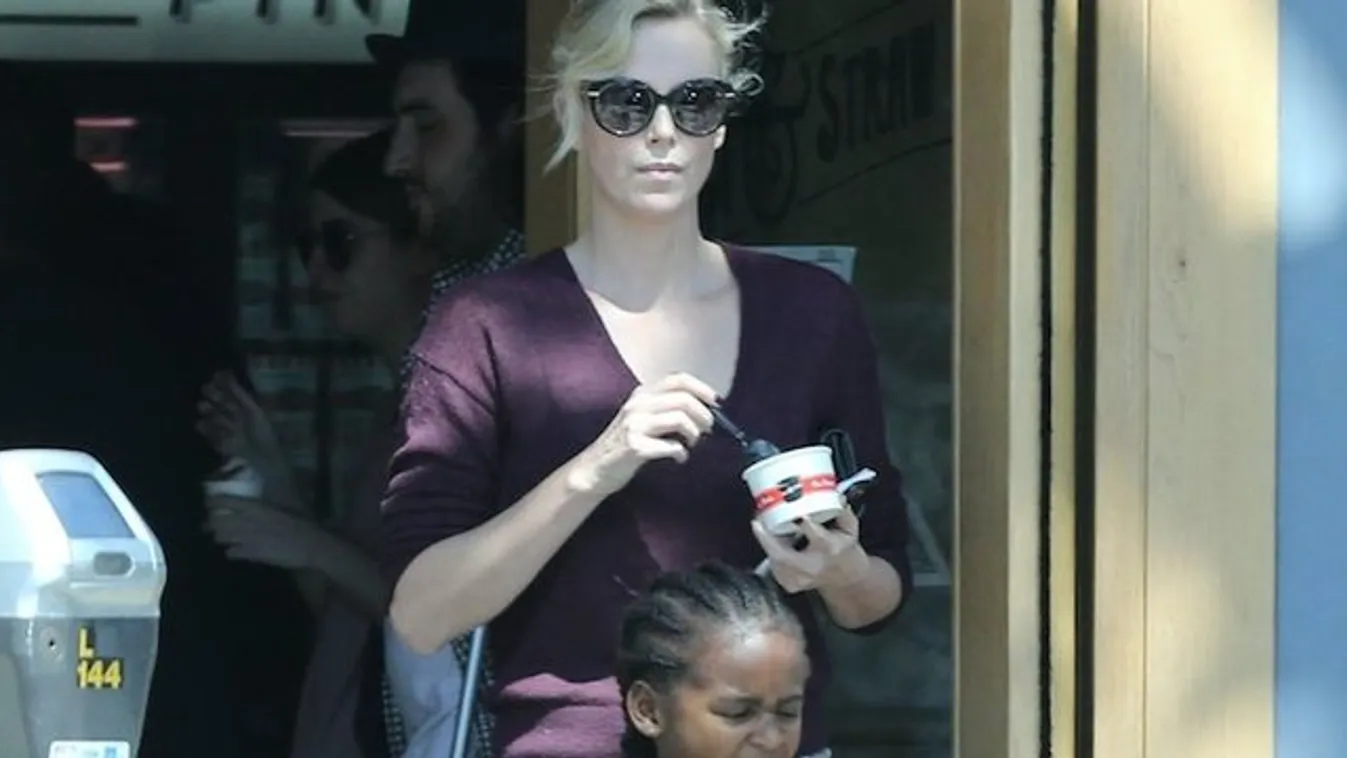 Charlize Theron bulikból él