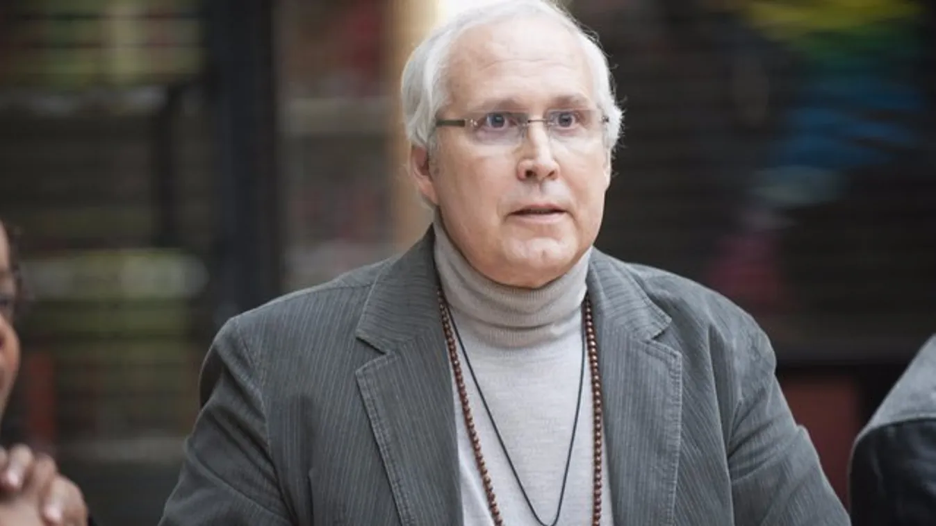 Baj van: Chevy Chase elvonóra megy