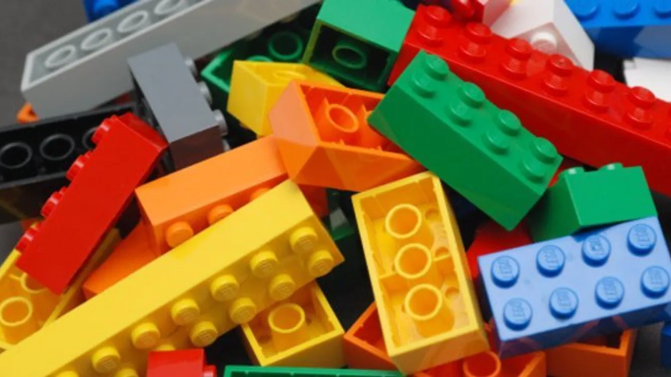 A Lego zseniális, ez a gyerek azonban kreativitásban legyőzte - fotó