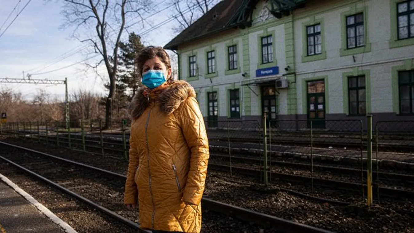 A borzalom két és fél perce: pokoli kínokat kellett kiállnia a HÉV-en megtámadott családanyának