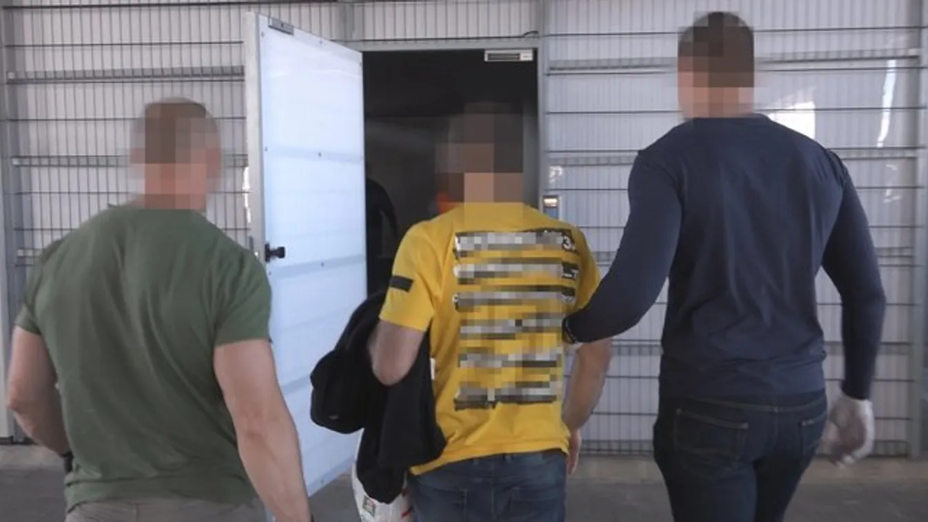 Így toloncolták ki Ahmed H-t - képekkel