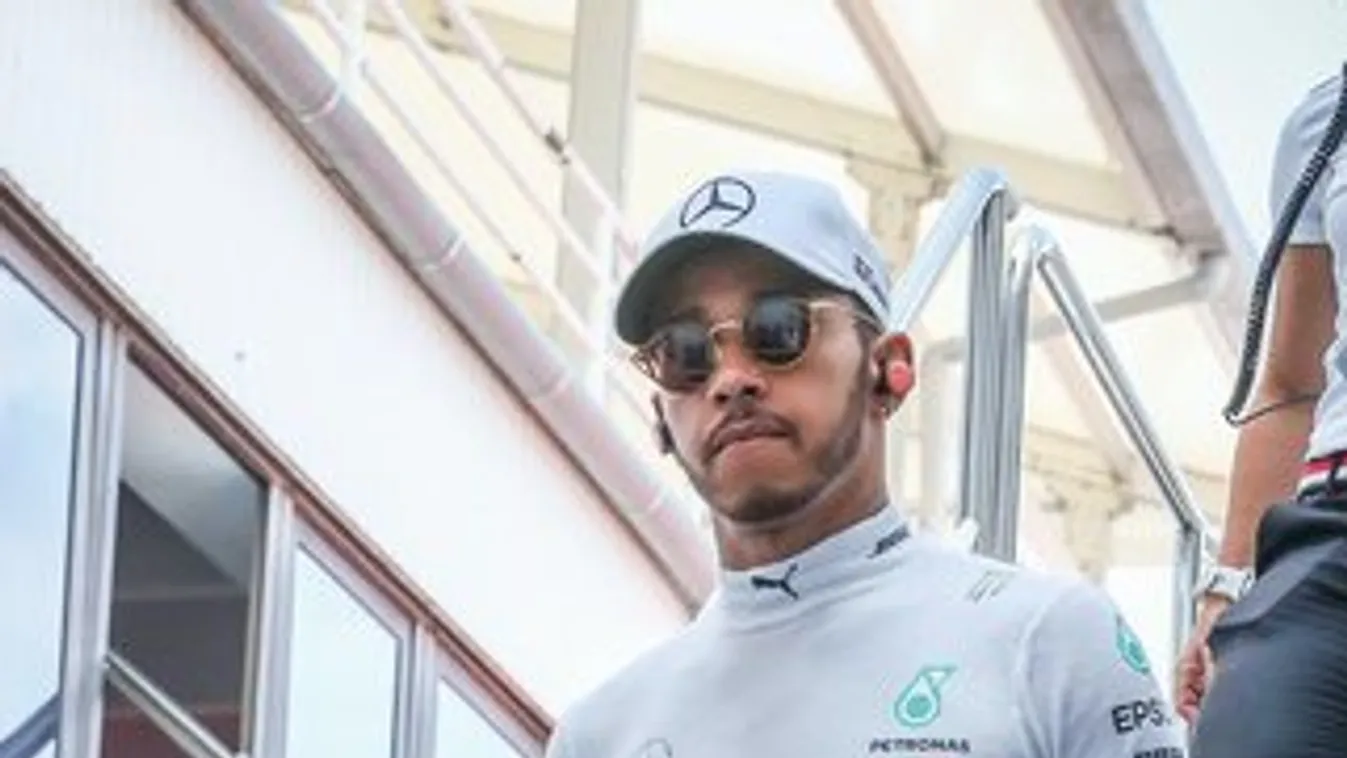 Hamilton indulhat az élről