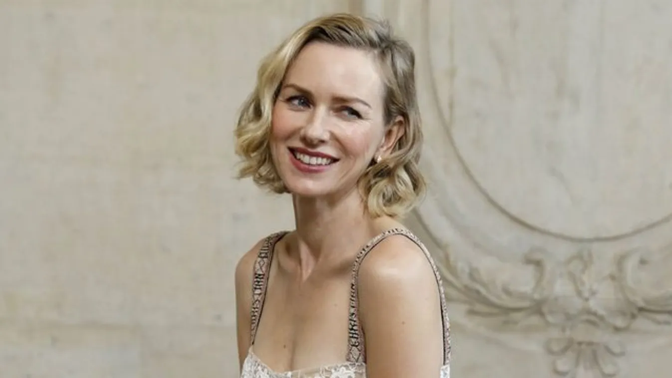 Véget vetett a pletykáknak Naomi Watts
