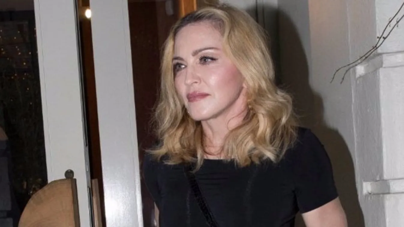 Meztelen képet rakott ki magáról az 58 éves Madonna