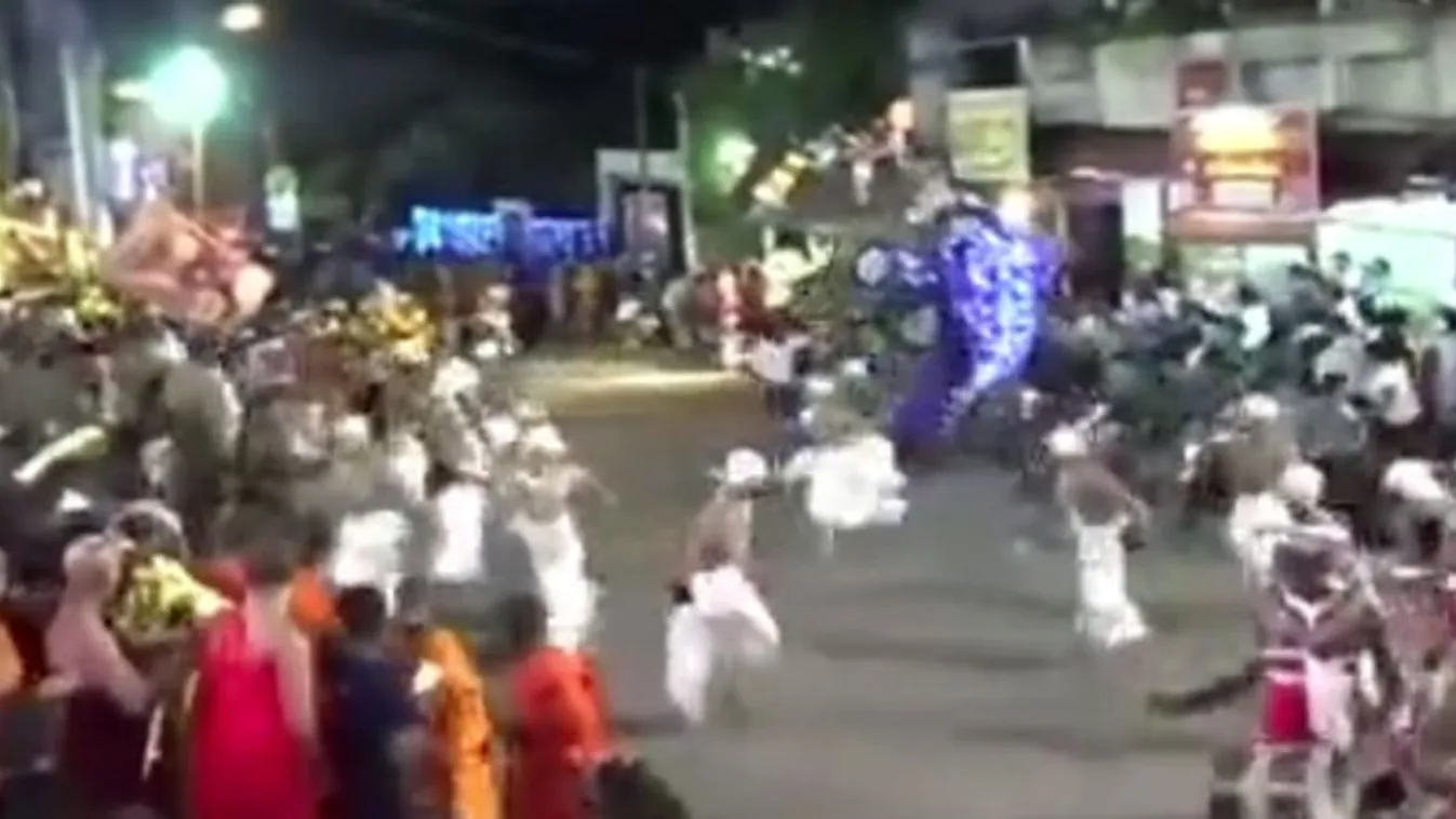 Sokakat megsebesített egy megvadult elefánt egy Buddhista fesztiválon – 18+ videó