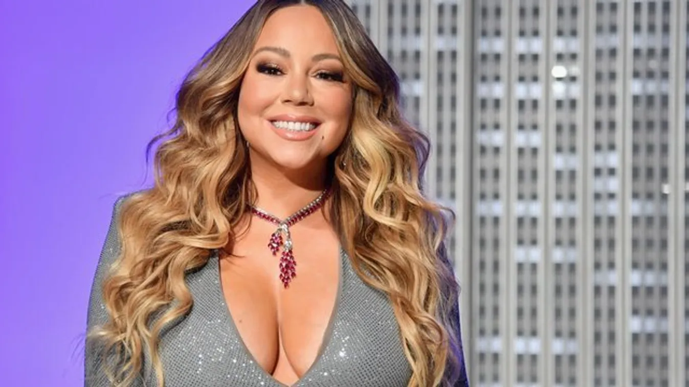 Elképesztően kínos: Mariah Carey elfelejtette az újév himnuszának szövegét – videó