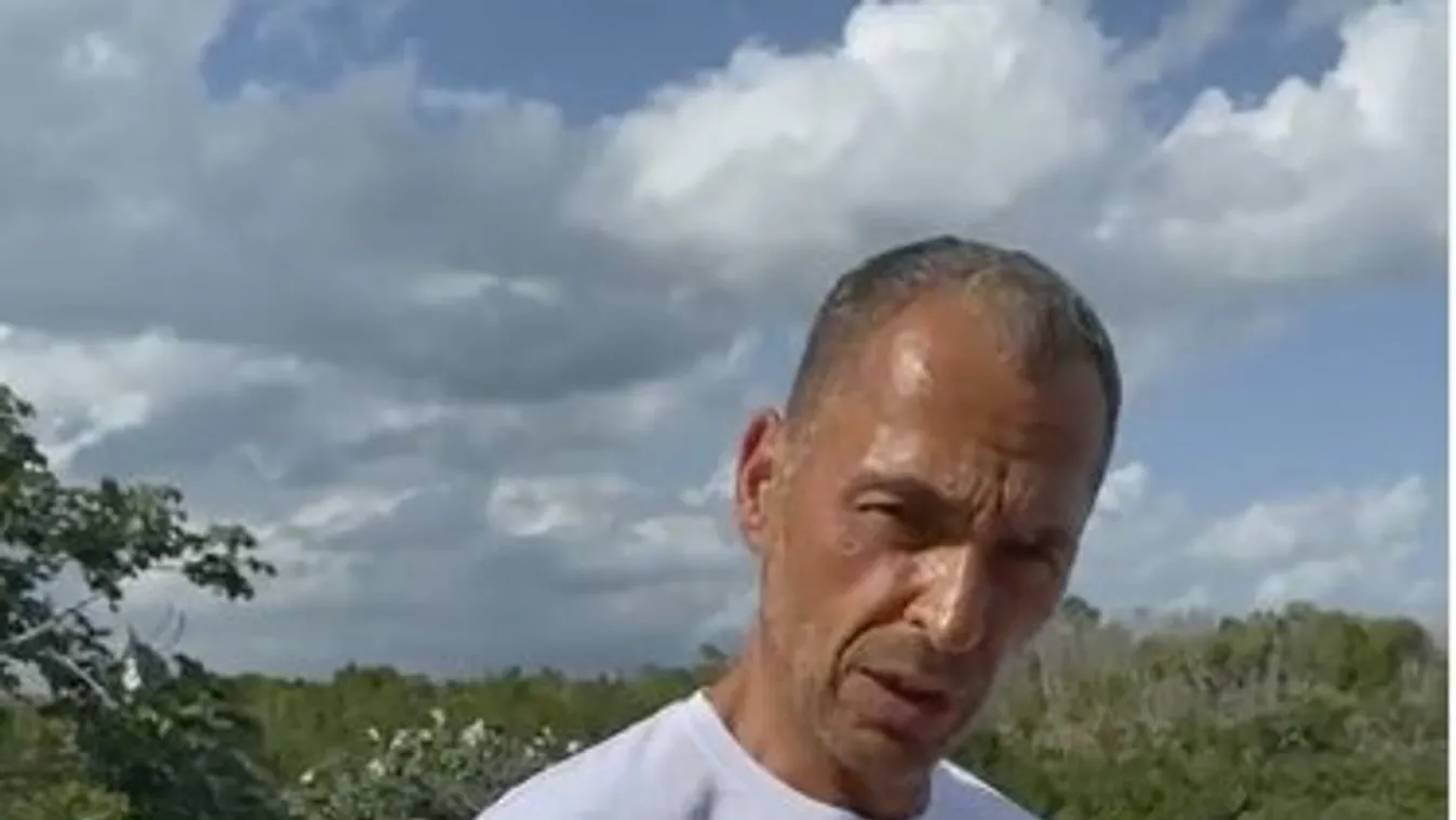 Élő adásban árulta el a kulisszatitkot Palik László: így mentik ki a sérülteket a pályáról - Videó