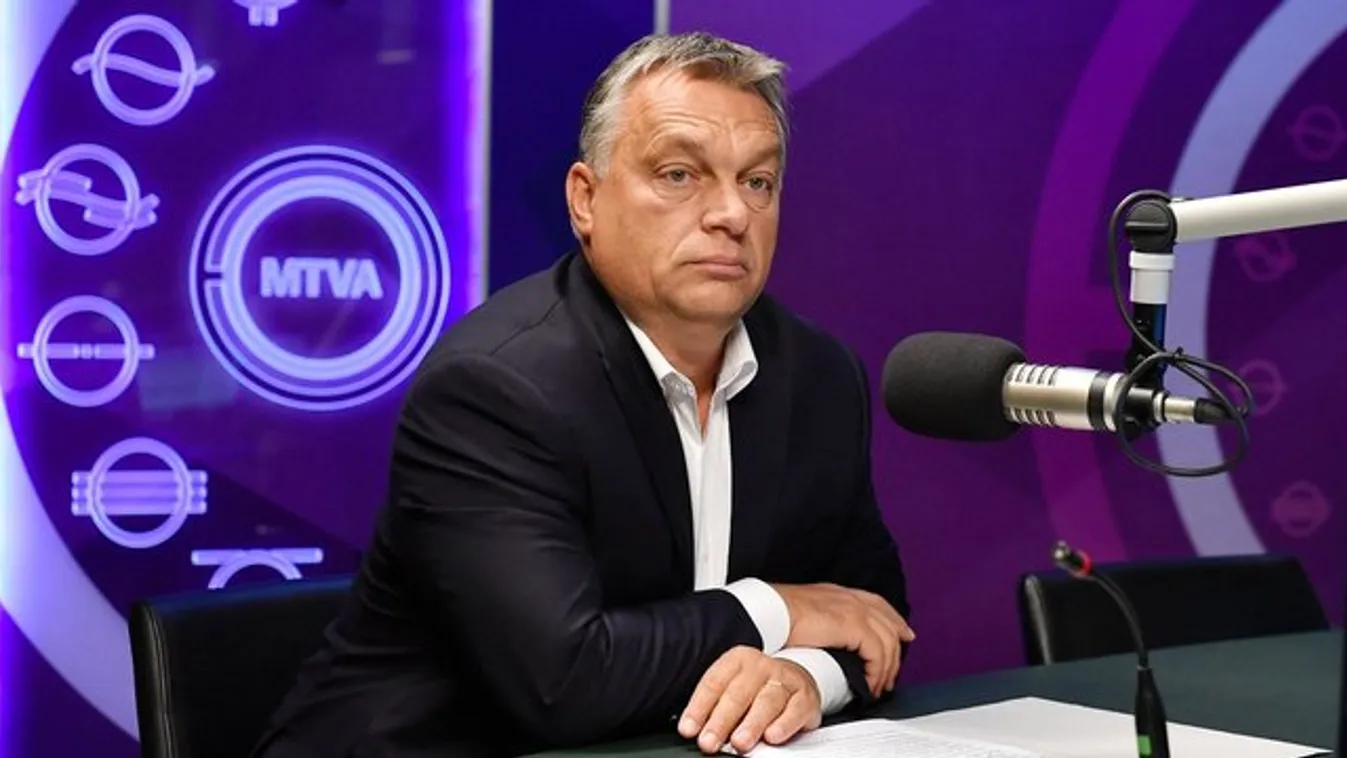Orbán 38 percet késett a rádióból