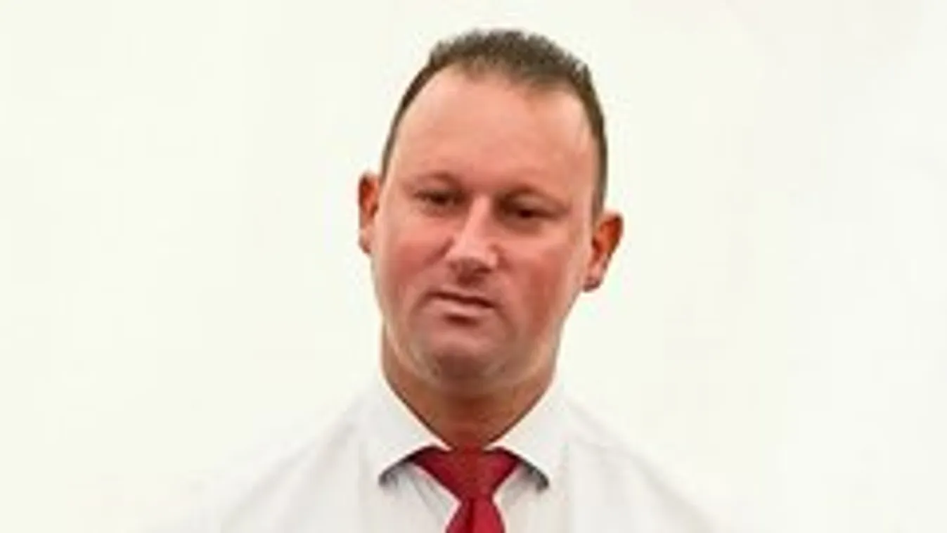 Szakember mondta ki: személyiségzavarral küzd Alekosz