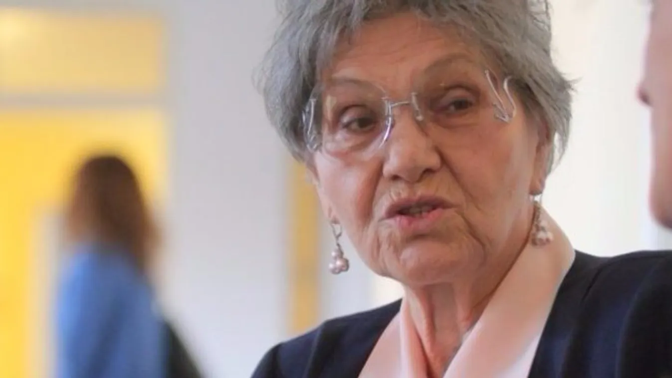 Pécsi Ildikó unokája nem jelent meg a tárgyaláson