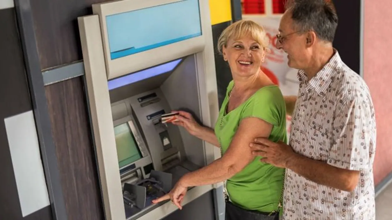 Lesben állnak a tolvajok! Kísérővel vegyen ki nagyobb összeget az automatából