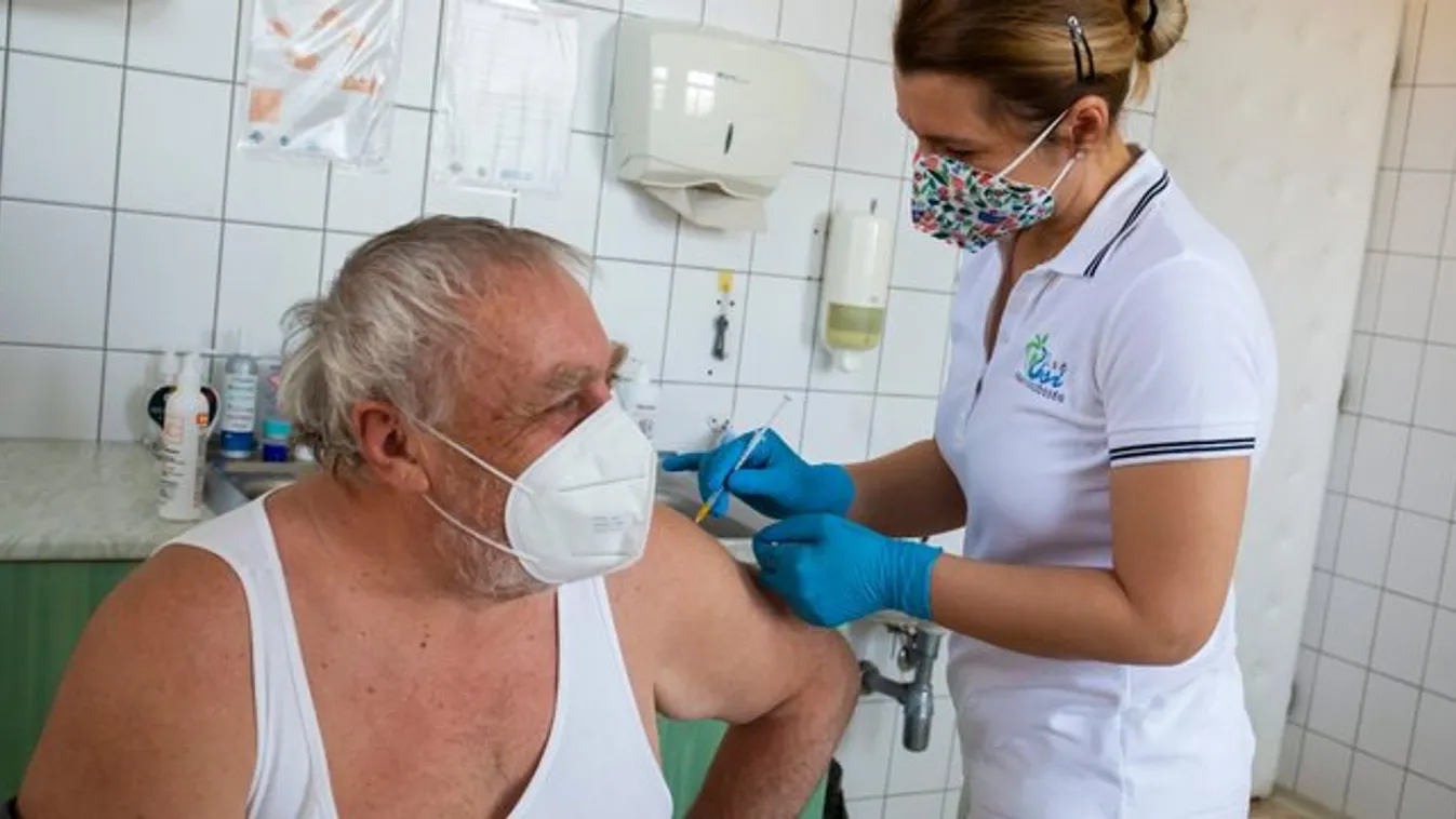 Már a magyarok több mint 50 százaléka beoltatná magát