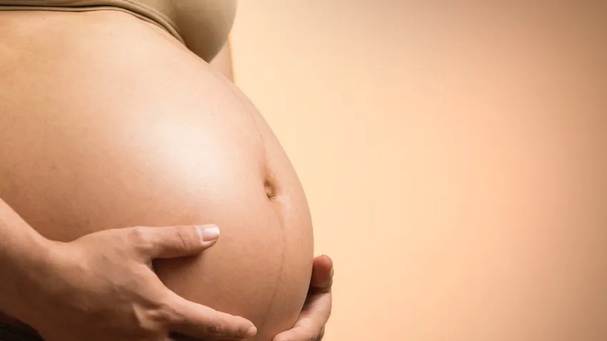 Várandós kismama az áldozat: Először mutatták ki egyszerre a koronavírust és az influenzát egy betegben