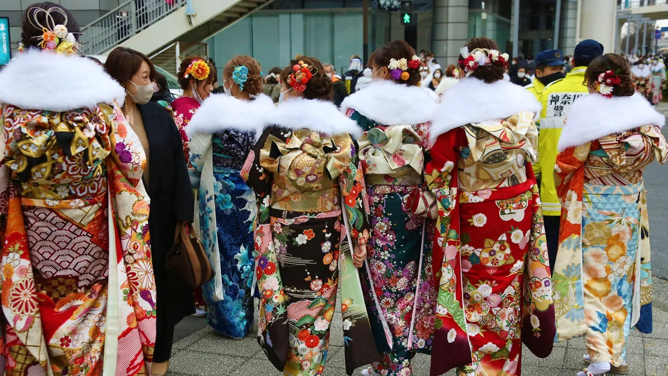 Színes forgatag ünnepelte a nagykorúság napját Japánban
