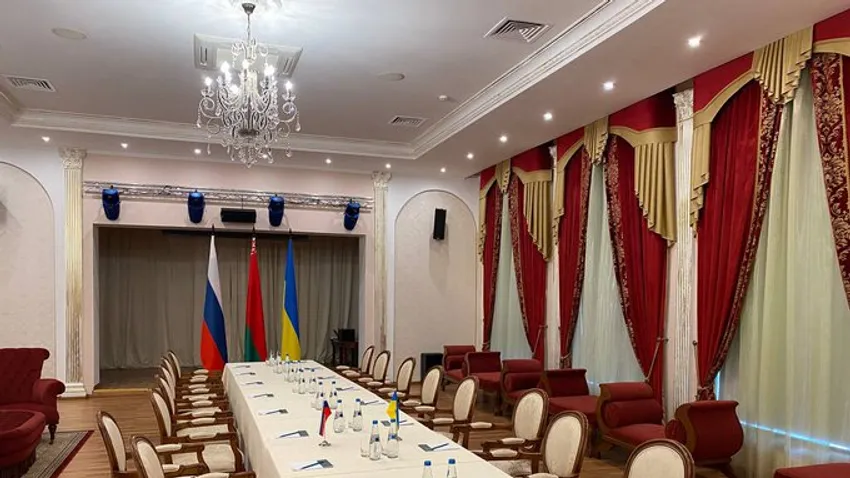 Hamarosan elkezdődnek az orosz-ukrán tárgyalások