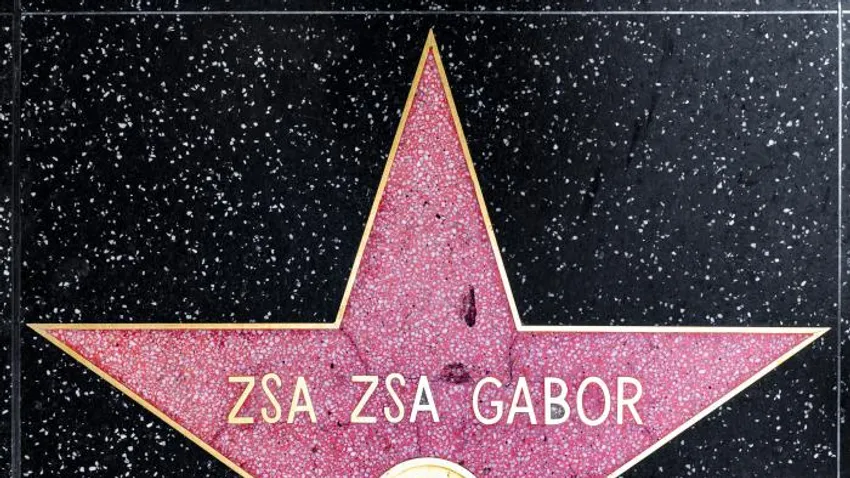Gábor Zsazsa kezéből ettek a férfiak
