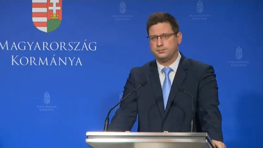 Fontos döntést jelentettek be az oltási igazolványokról
