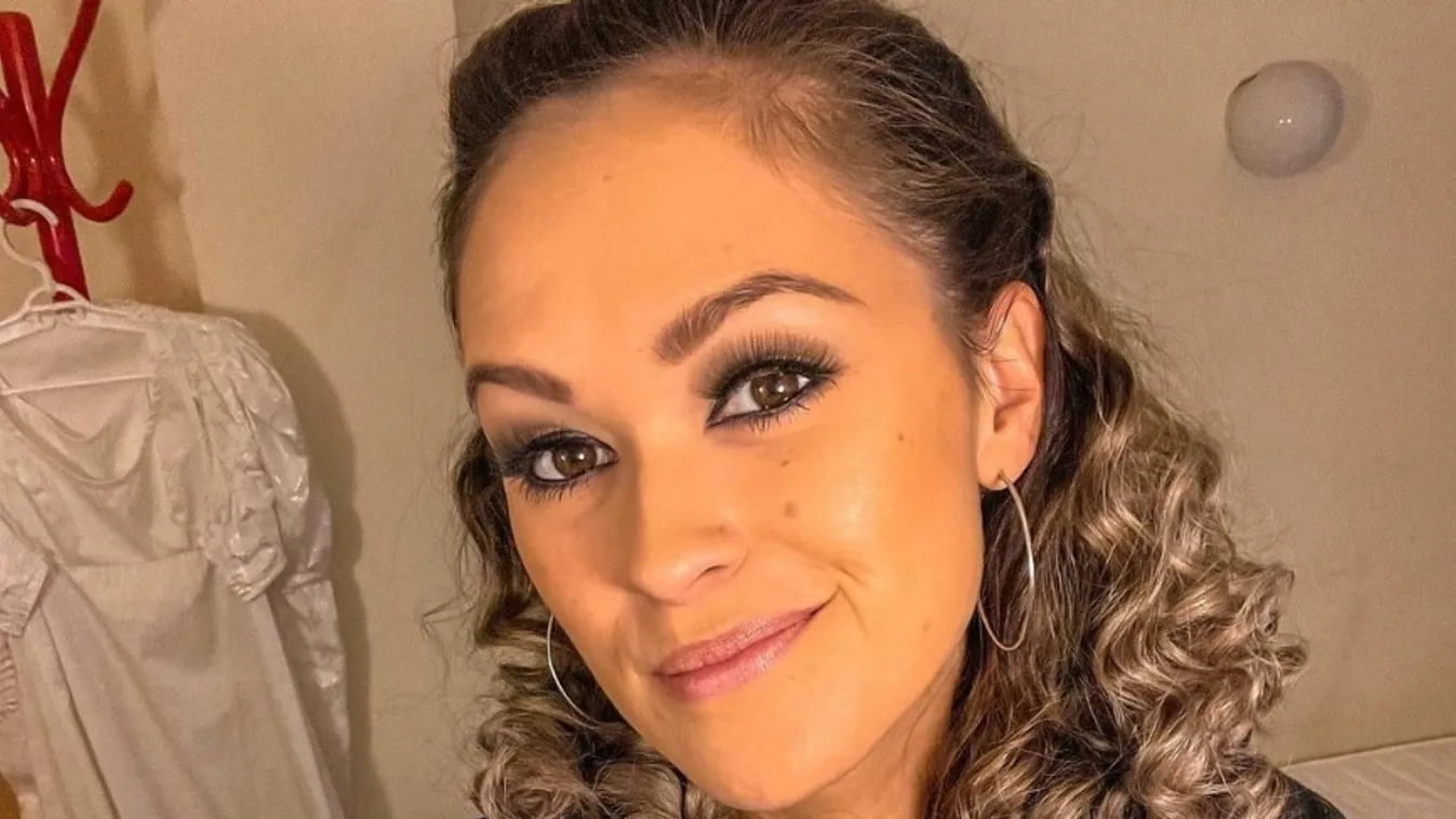 Demcsák Zsuzsa után újabb sztár közösségi oldalát törték fel