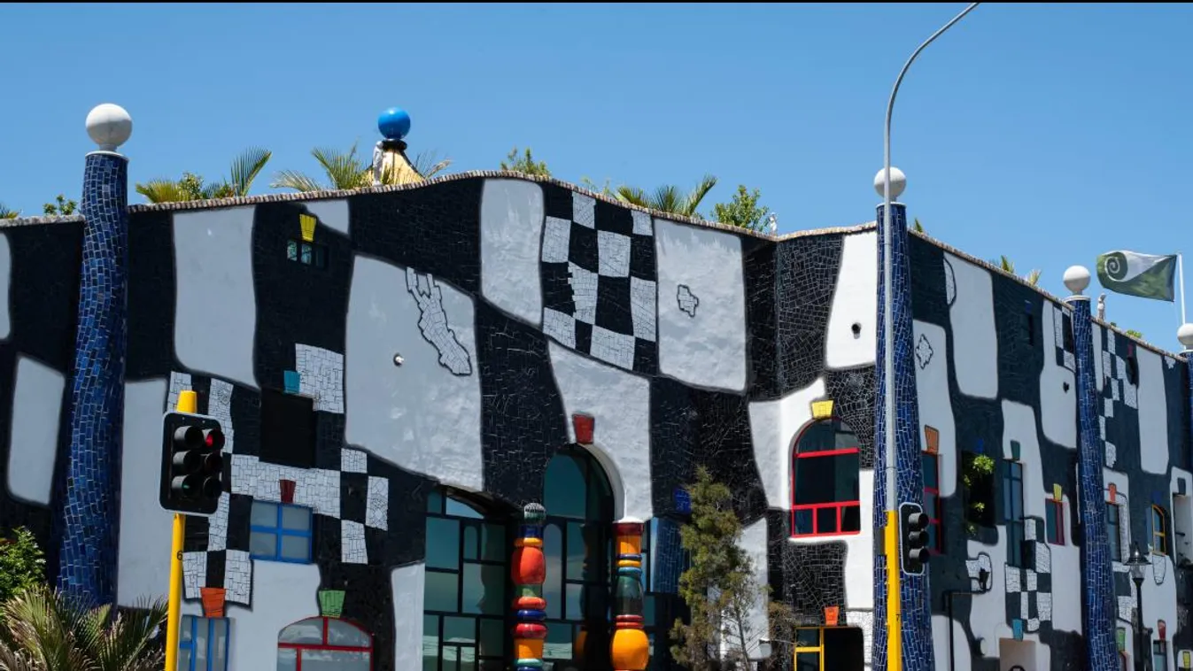 Megnyitják a világ második Hundertwasser múzeumát