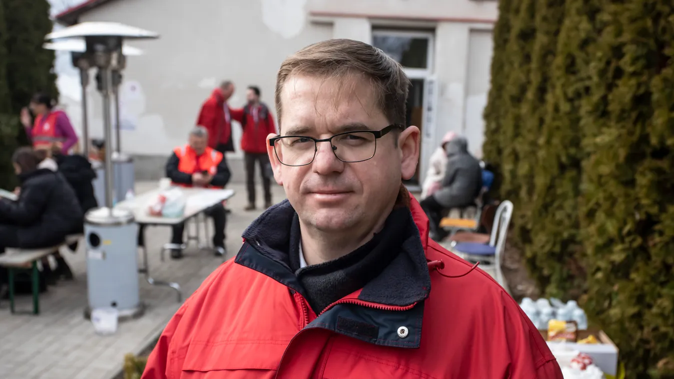 Szívszorító interjú Csordás Gáborral: Egyre több a céltalan menekült