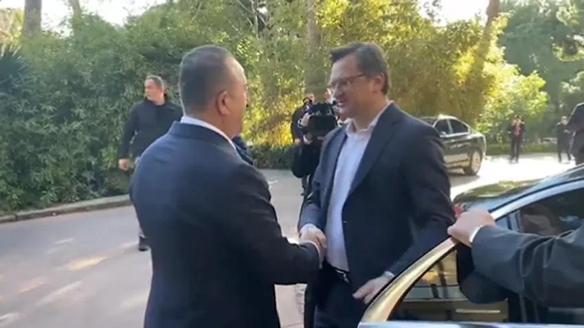 Állandó tűzszünetben reménykednek: Újabb béketárgyalás kezdődik