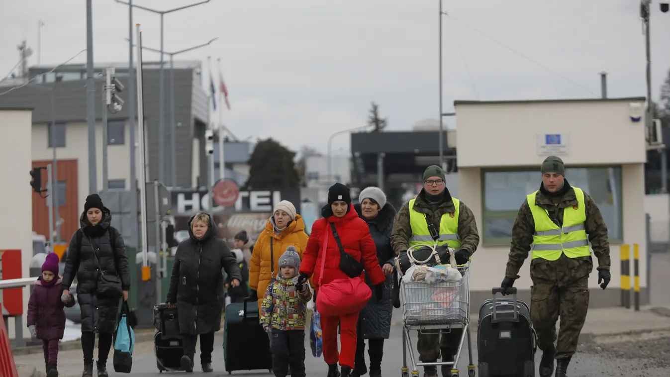 Könnyes szemmel vallott a lengyel katona a Borsnak: csodálom, hogy a borzalmak ellenére is ennyire erősek
