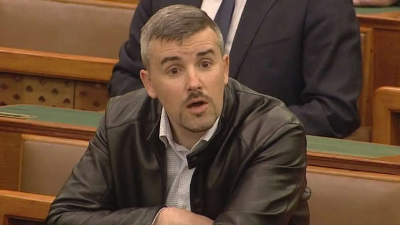 Jakab Péter néhány éve még a Magyar Gárda mellényében ült be a miskolci közgyűlés ülésére