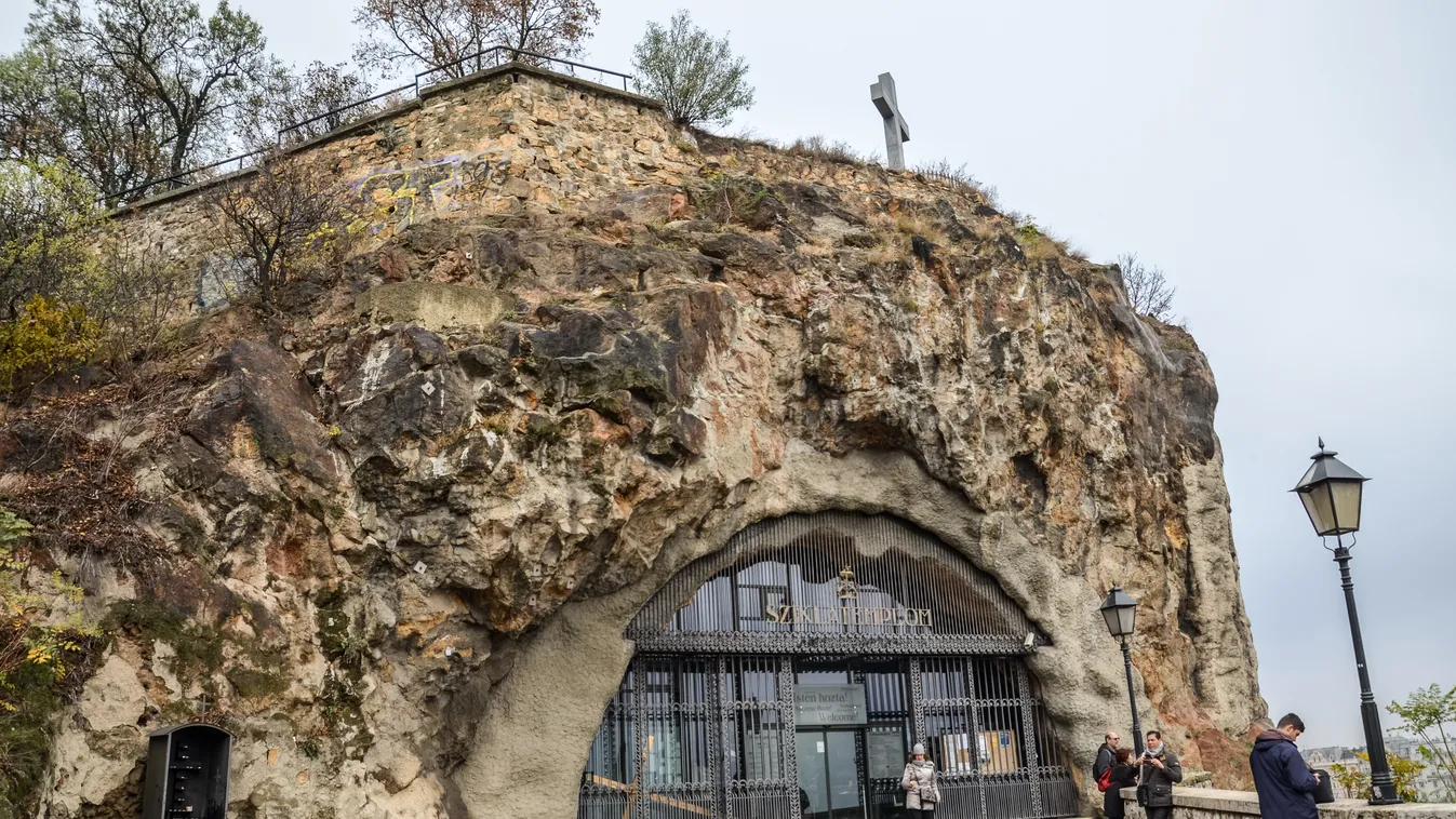 Budapest,,Hungary,-,Nov,6,,2019:,Entrance,To,The,Gellert