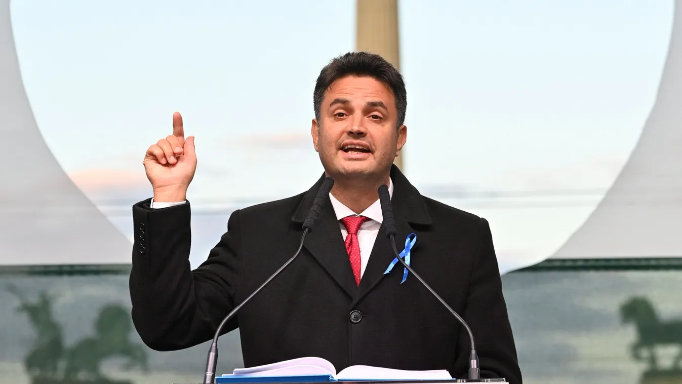 Zavaros pénzügyi háttere van az ellenzéki kampányban is közreműködő DatAdatnak