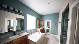 Pár perc az egész: Így szabadulj meg örökre a fürdőszobai penésztől