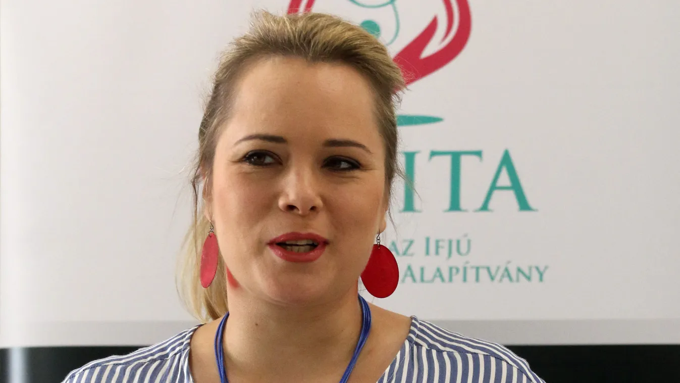 Vágó Zsuzsi: Anyának lenni egy fenomenális érzés!