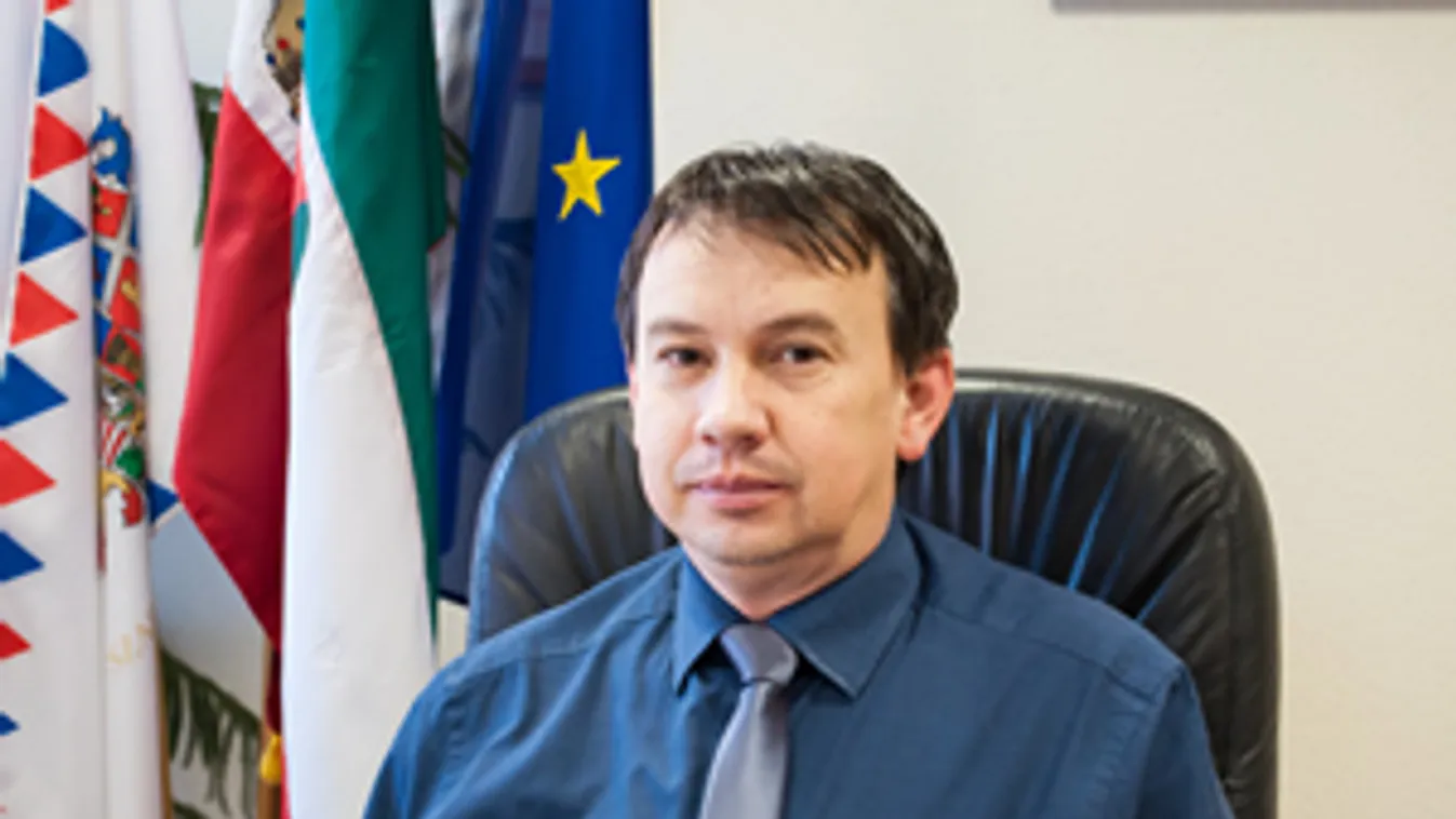 Van, amikor a sírás kerülgeti őket: éjjel-nappal helytállnak a polgármesterek