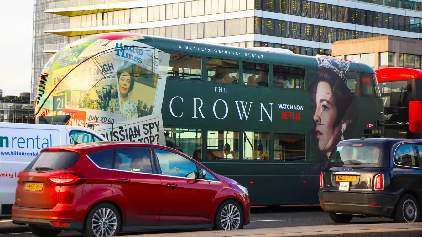 A double-decker bus advertises a new season of Netflix 'The Crown' series in London, United Kingdom on 11 December, 2019. (Photo by Beata Zawrzel/NurPhoto) (Photo by Beata Zawrzel / NurPhoto / NurPhoto via AFP)