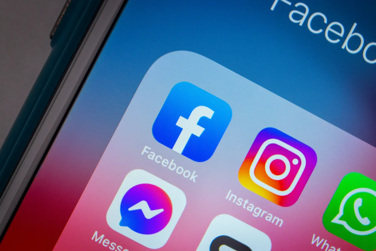 Facebook, Instagram, Meta, közösségi oldal, illusztráció