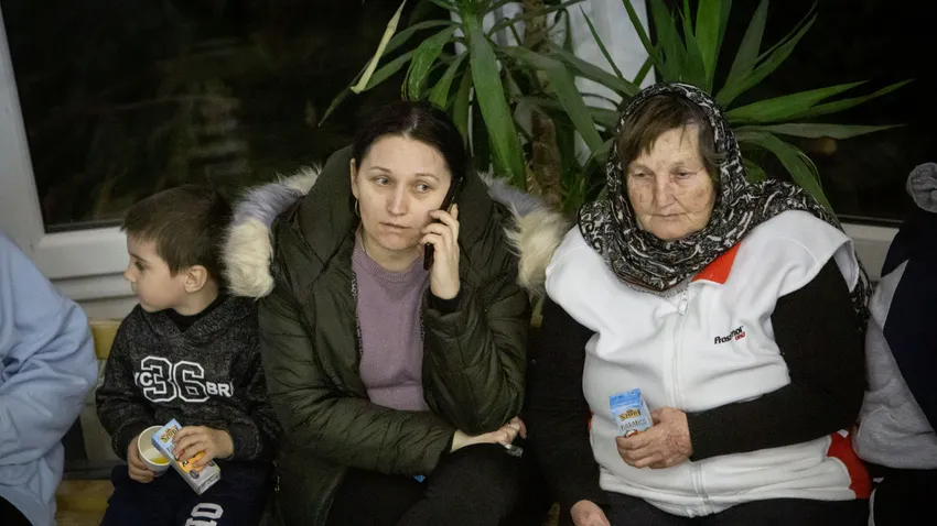 Tudósítás az ukrán-magyar határról: egy élet munkáját hagyta hátra az ötgyermekes Ibolya