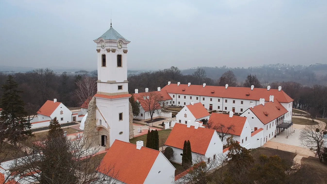 Újra látogatható hazánk némaságba burkolózó remetesége Majkon