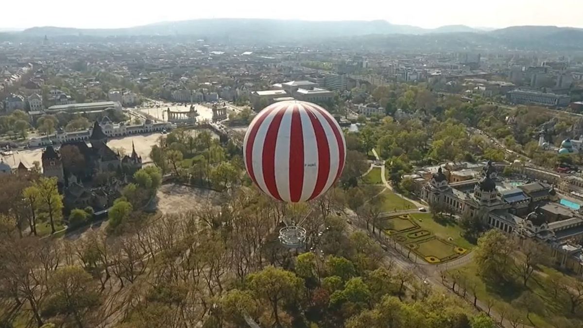 Elképesztő látvány, ahogy a magasba száll a városligeti Ballon kilátó