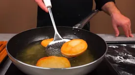 Tényleg ennyire egyszerű lenne házilag fánkot sütni? Igen!