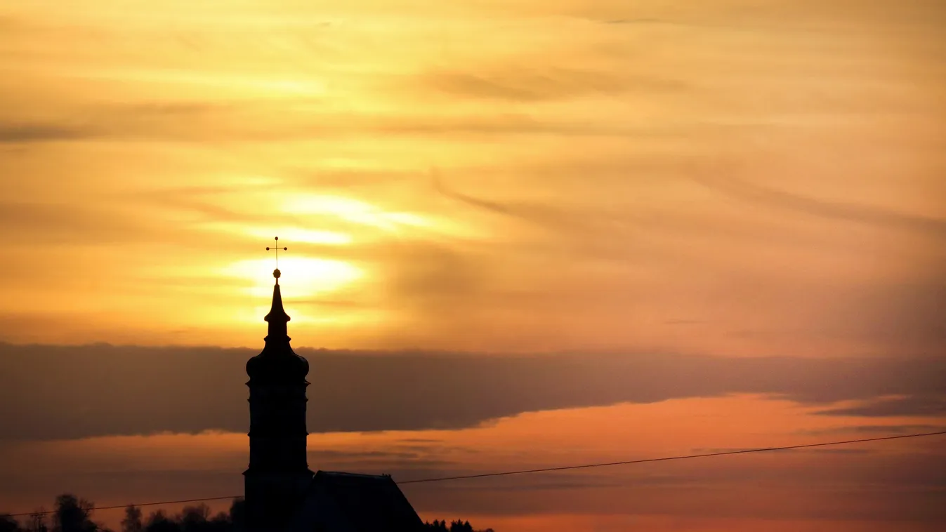Újra kapunk a nyakunkba a sivatagi porból