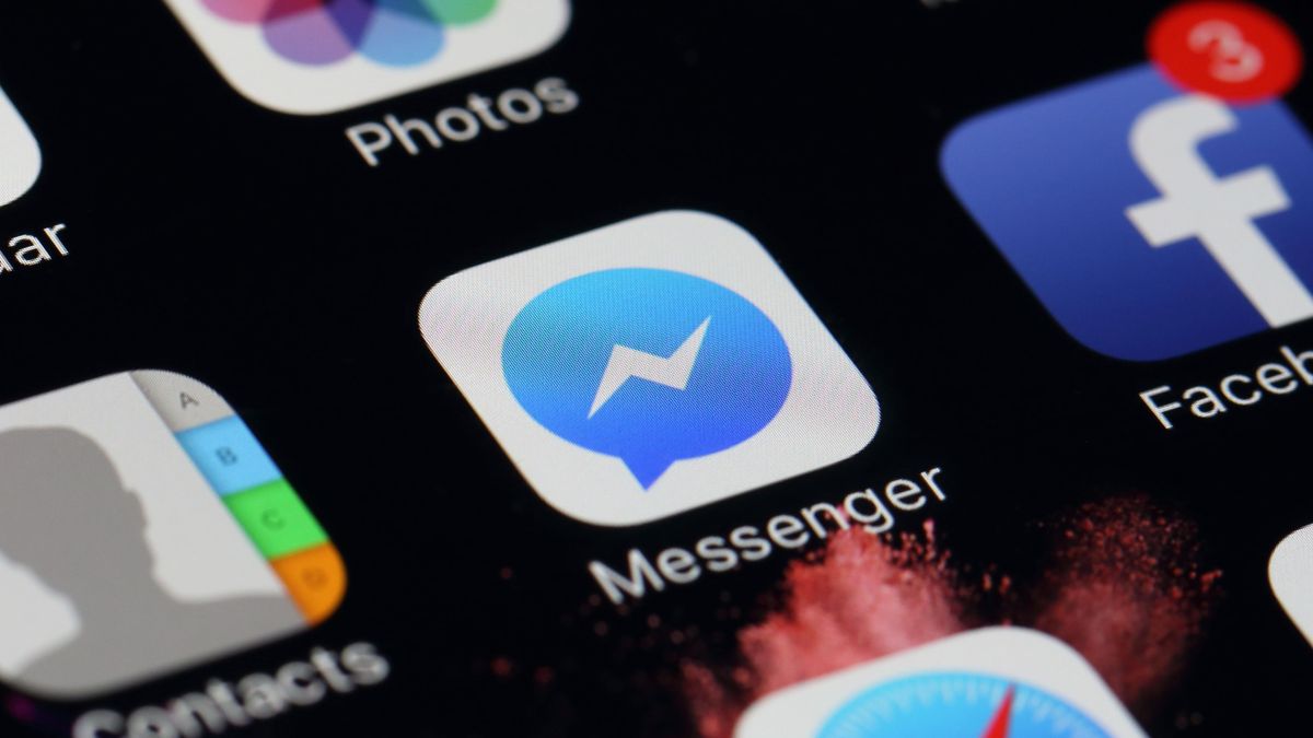 Komoly változás jön, viszlát ingyenes Facebook és Messenger