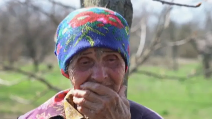 „Bárcsak inkább megöltek volna” – Orosz katonák erőszakolták meg a 83 éves Verát – 18+