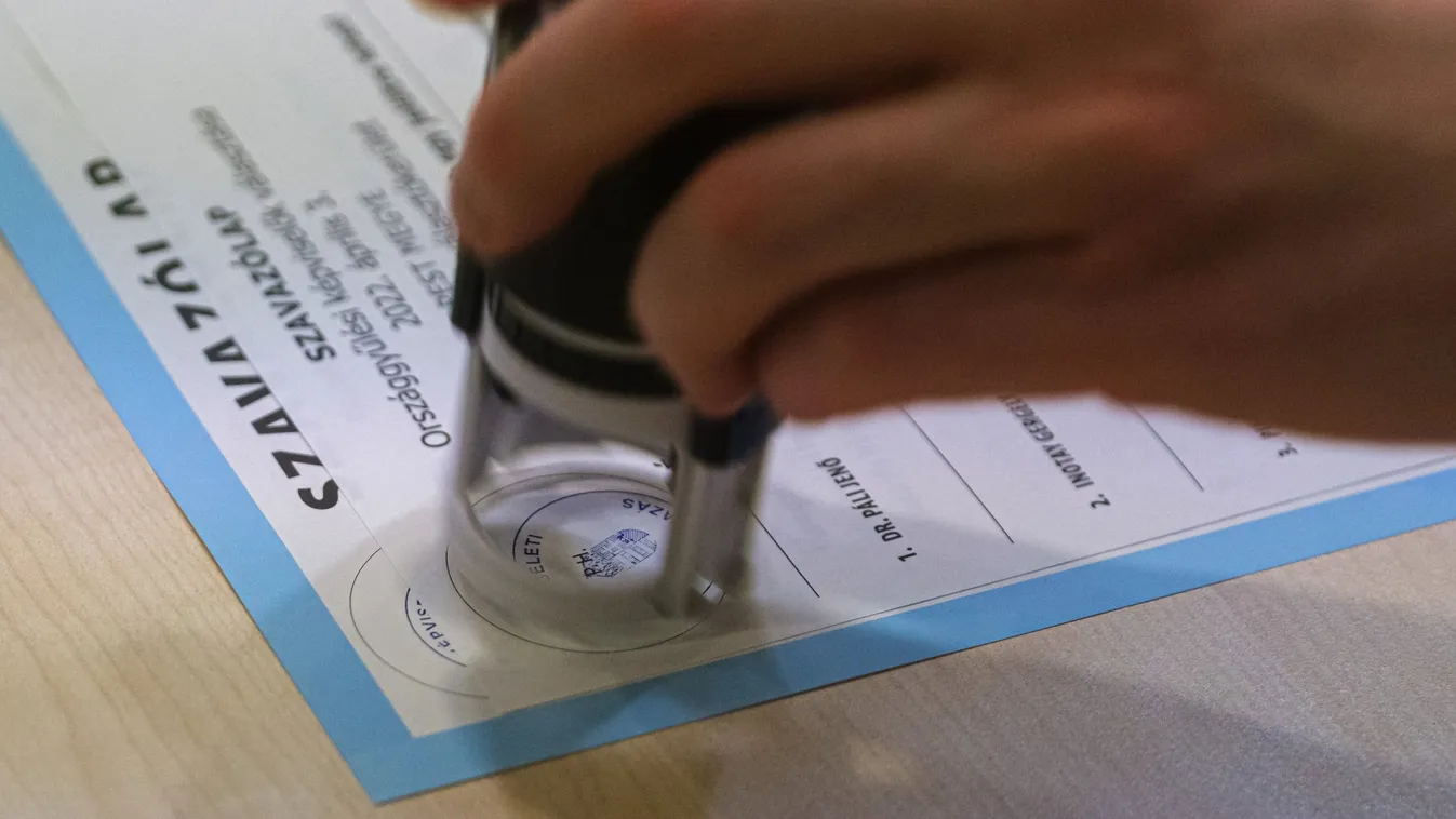 Választási kisokos: Minden, amit a mai napról tudni kell