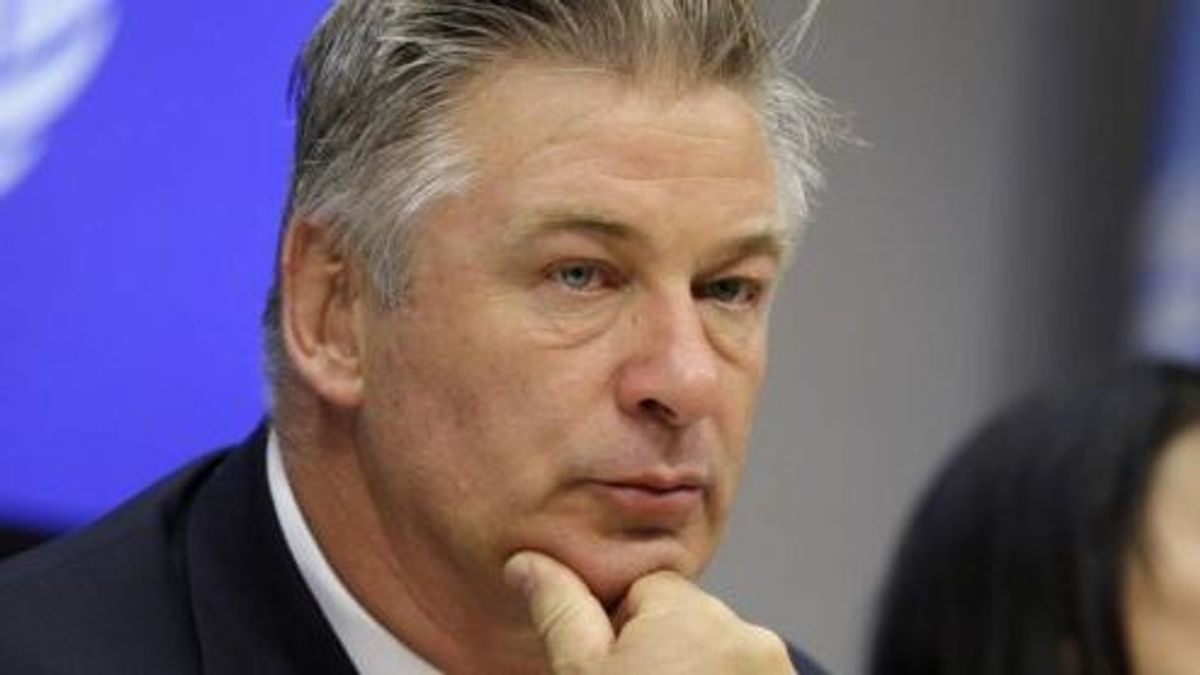 Édesanyját gyászolja Alec Baldwin