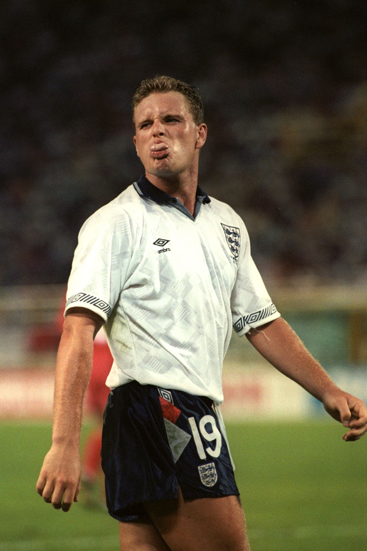 Soccer - World Cup Italia 1990 - Quarter Final - England v Cameroon - Stadio San Paolo