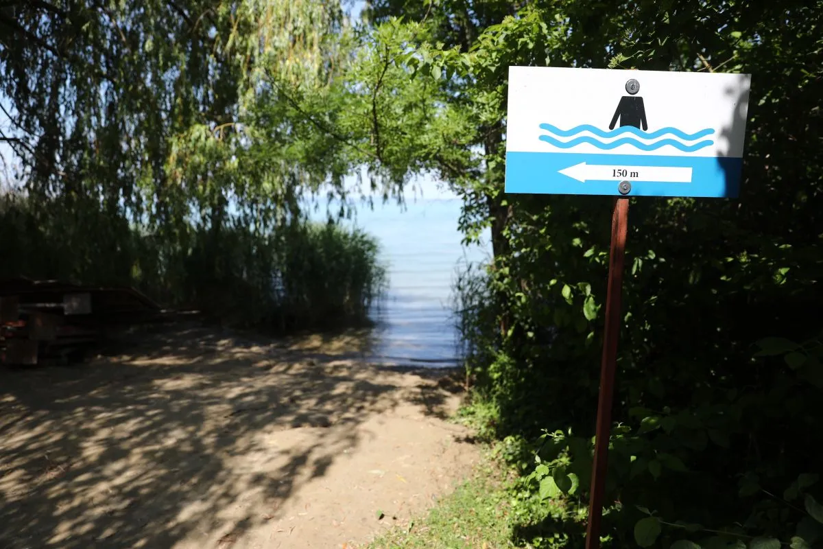 Balatonaligánál két fiatal eltűnt. A család a helyszínre ment.