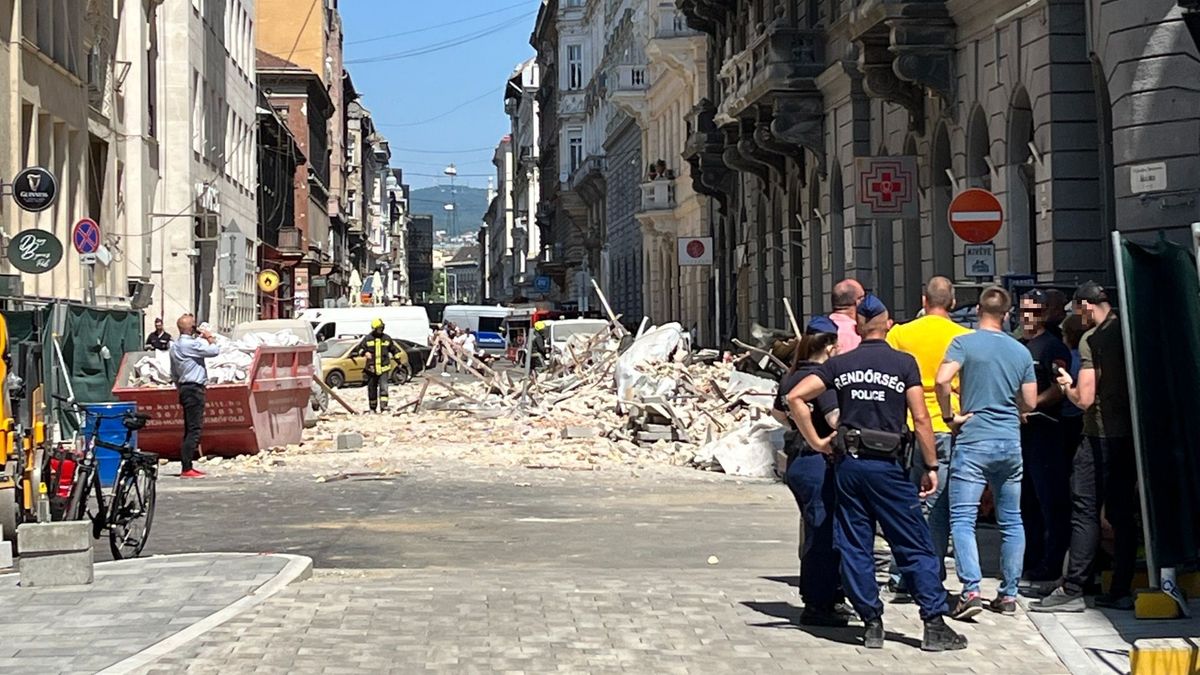 Megrázó helyszíni felvételek érkeztek a belvárosi épületomlásról – fotók, videó