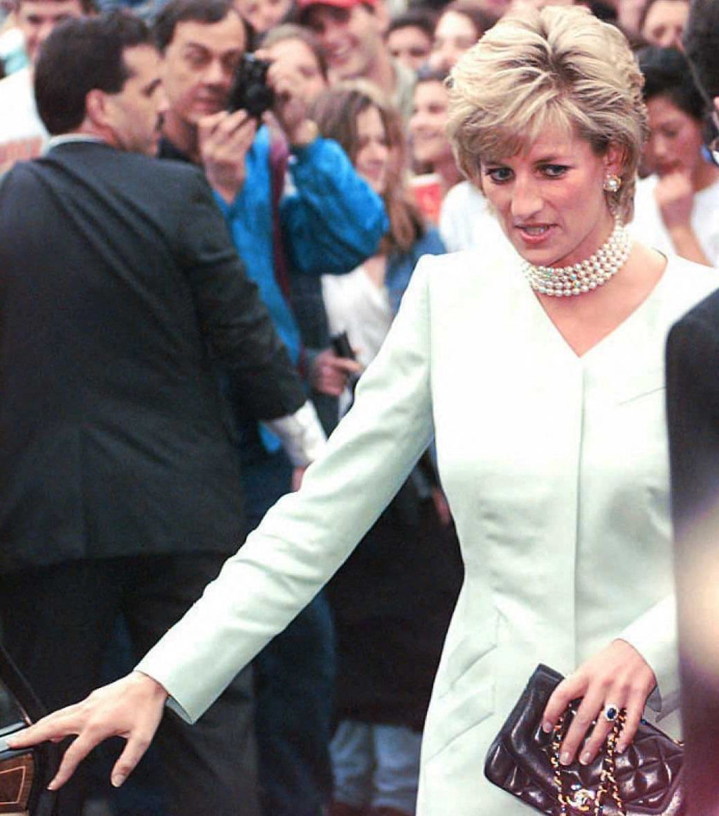 Diana hercegné, 1996 június 4, AFP